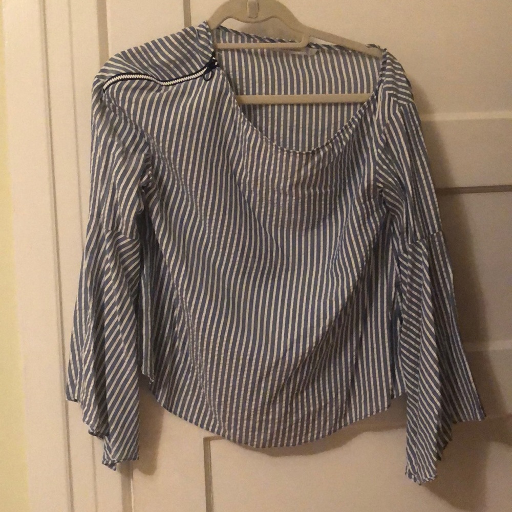 Belle sleeve top